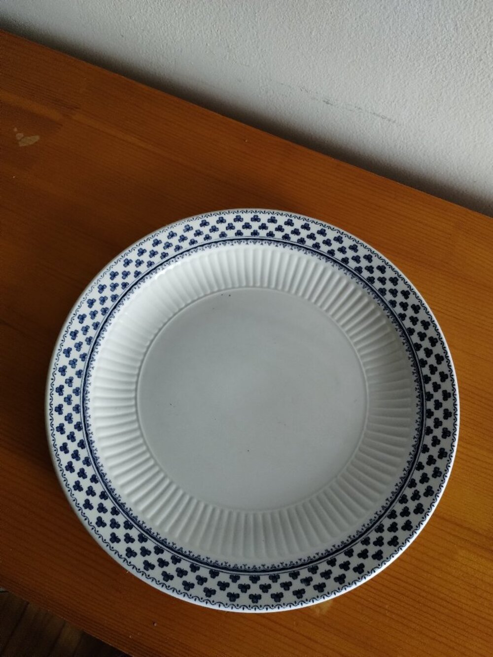 Adams Brentwood dinner plate